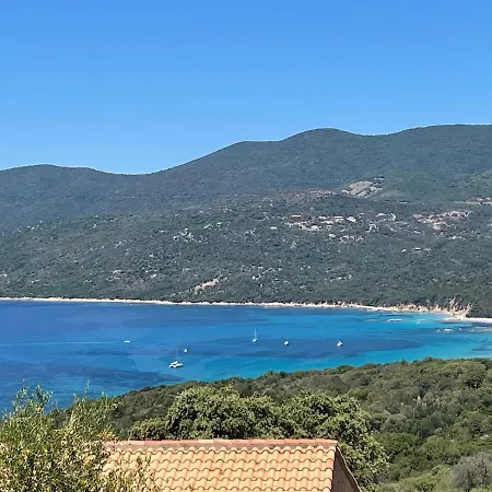 Piscine Di Ferro * Serra-di-Ferro (Corsica)